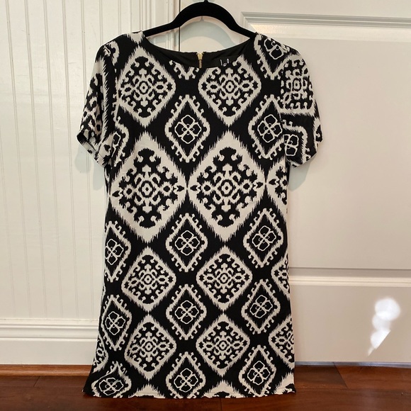 Lulu’s: Brand New Patterned Dress - Picture 2 of 4